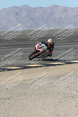 media/Oct-13-2025-Moto Forza (Mon) [[a66d839500]]/4-C Group/Session 2 (Bowl)/